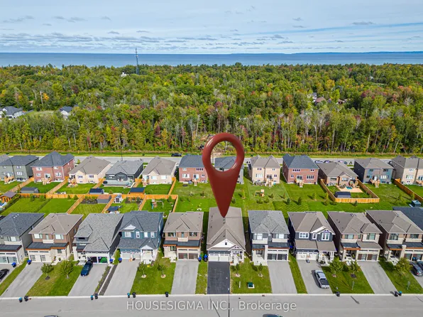 22 Simona Ave, Wasaga Beach, ON L9Z 0L4