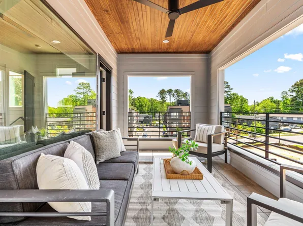 411 Chatham View Rd, Cary, NC 27511