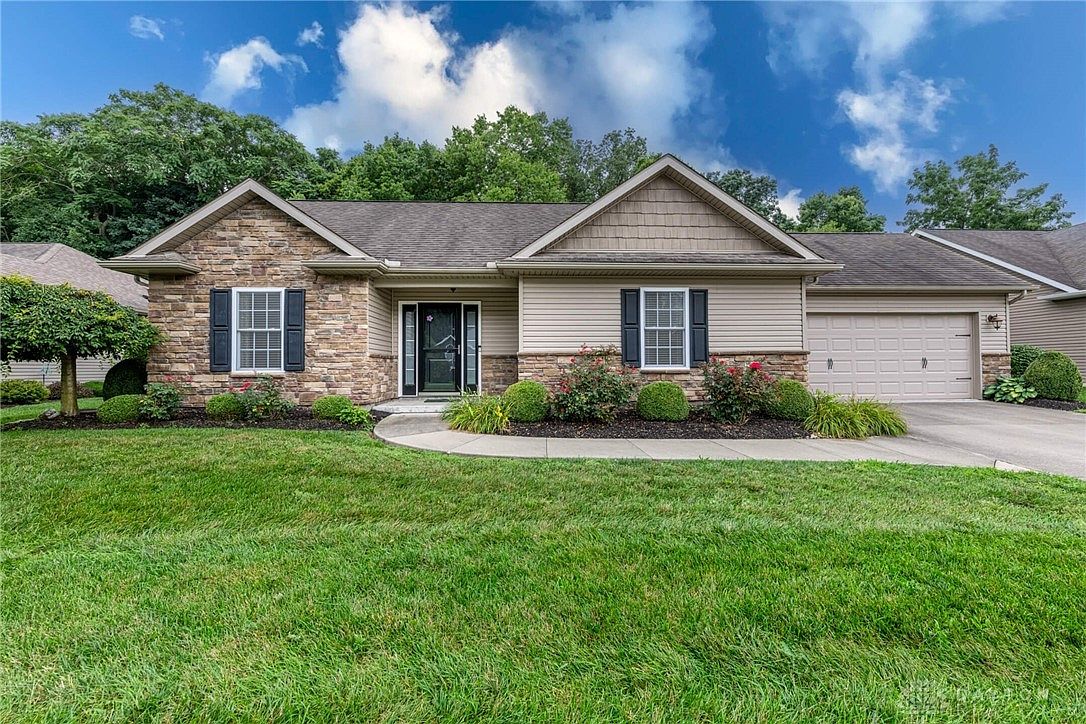 206 Nottinghill Ln, Troy, OH 45373 | Zillow