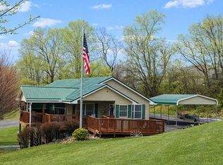 988 Genteel Ridge Rd, Wellsburg, WV 26070