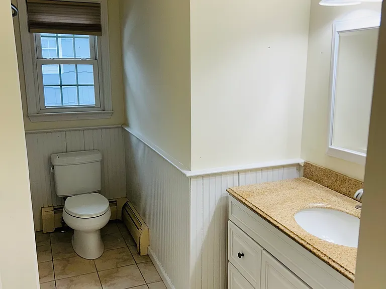 82 Sunrise Ave #82 — Photo 10