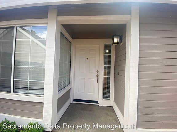 3rd image of 4435 Andrew Alan Ln