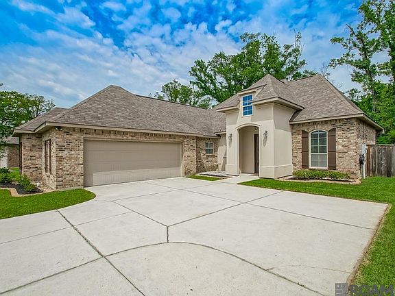 2nd image of 39237 Majestic Wood Ave