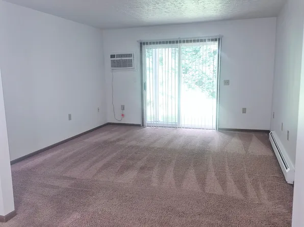 1801 Raleigh Ave #2111, Lapeer, MI 48446