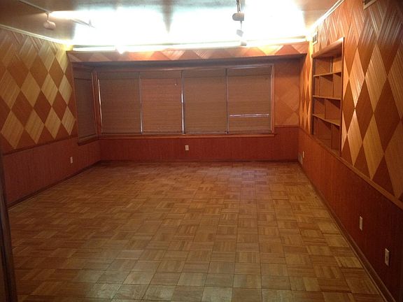 4th image of 603 E Cardwell St