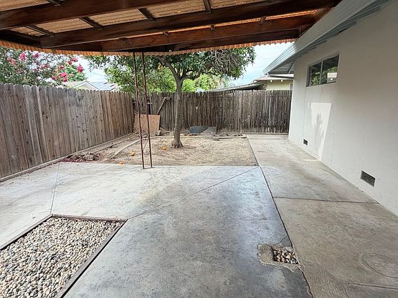 3rd image of 1513 Alpine Ln