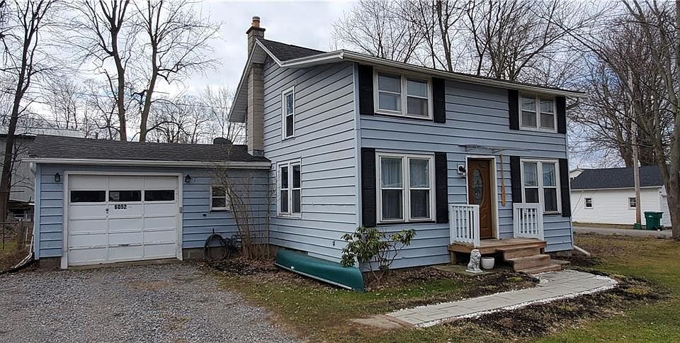 1st image of 6052 Lakeview Cres