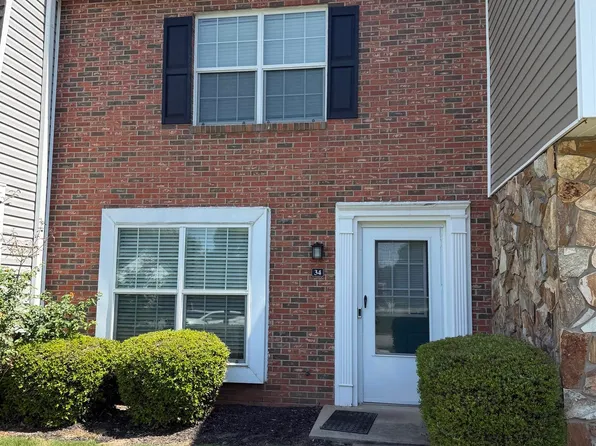 34 Birchview St, Taylors, SC 29687