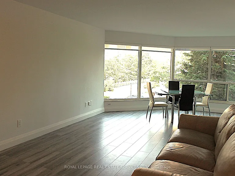 2269 Lake Shore Blvd W #307 — Photo 8