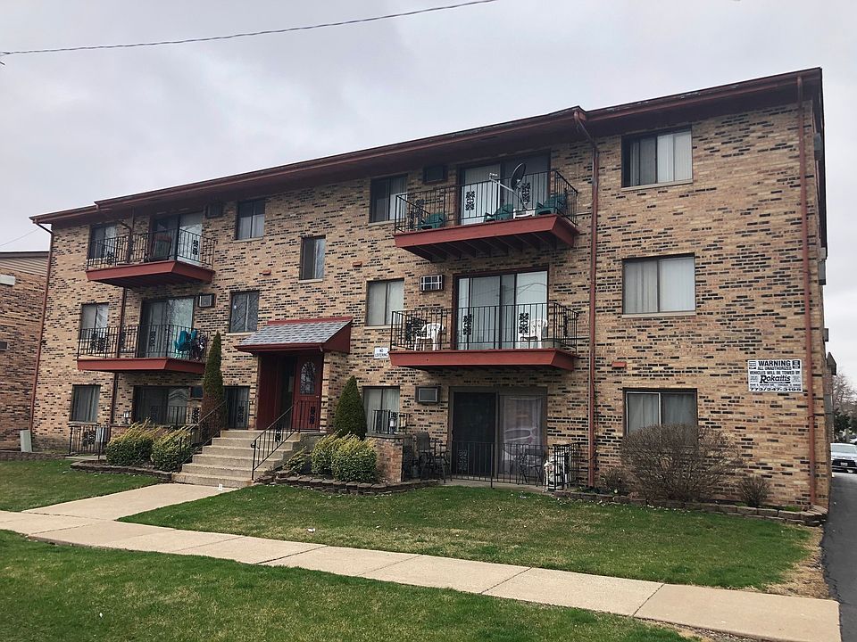 1st image of 11810 S Komensky Ave APT 202