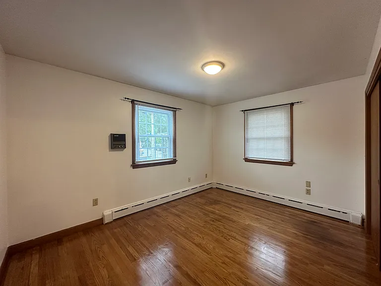 152 Evarts St — Photo 16