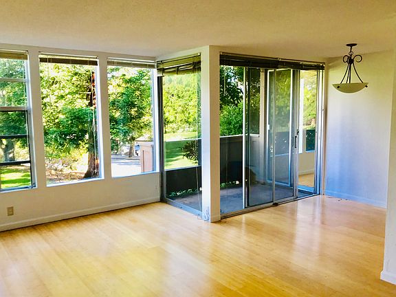 living room, dining area and balcony