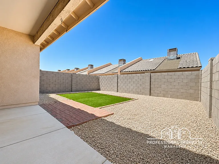 7334 E 39th Pl — Photo 15