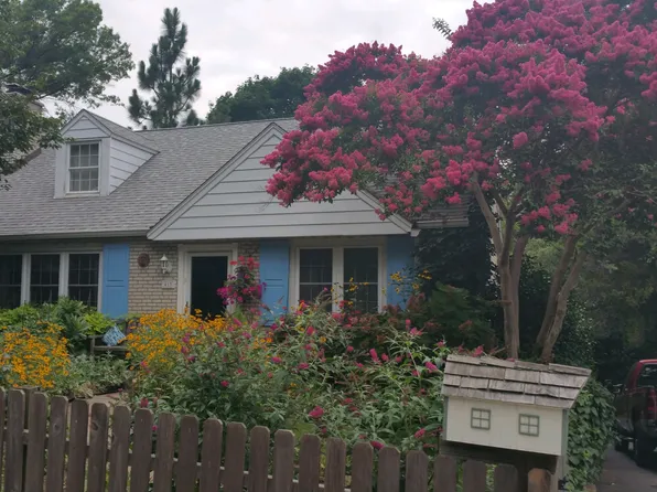 419 Maplewood Rd, Merion Station, PA 19066
