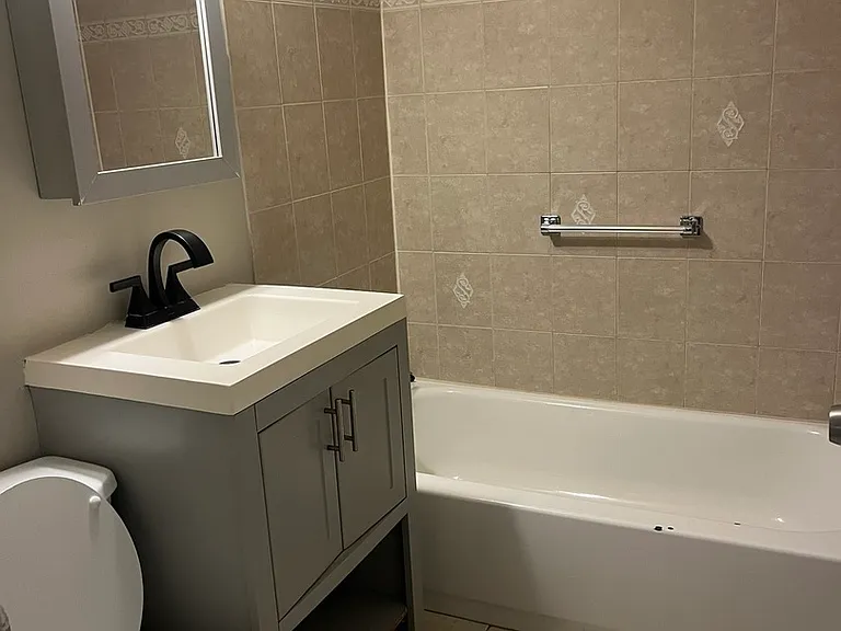 10917 S Lloyd Dr #3 — Photo 7