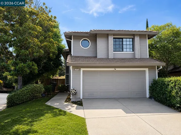 2262 Foxhill Dr, Martinez, CA 94553