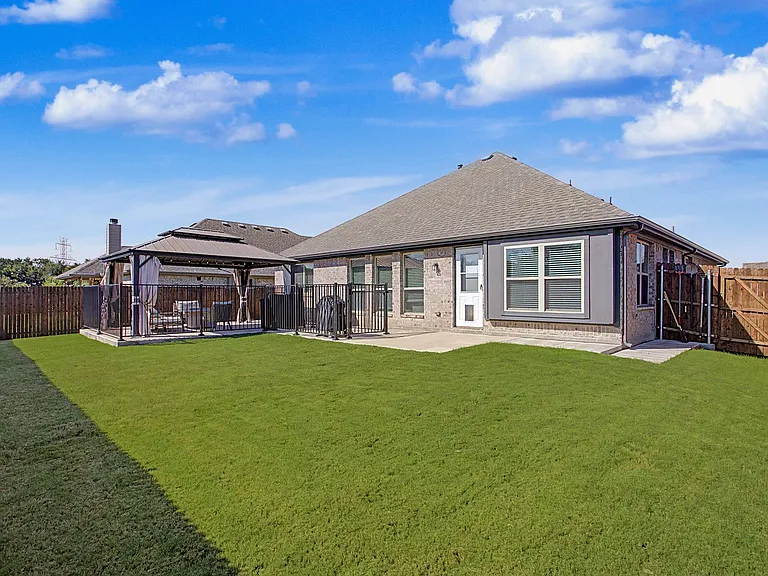 1004 Deer Ridge Dr — Photo 21