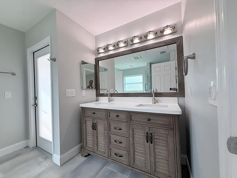 3786 Sierra Dr — Photo 47