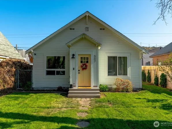 507 E Wapato Avenue, Chelan, WA 98816