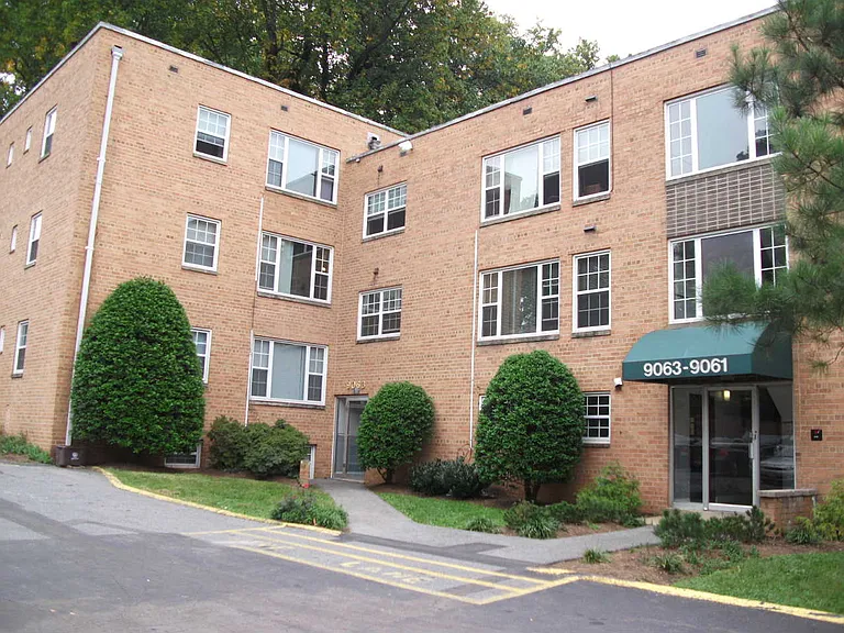Stratford Terrace Apartments, LLC — Photo 11