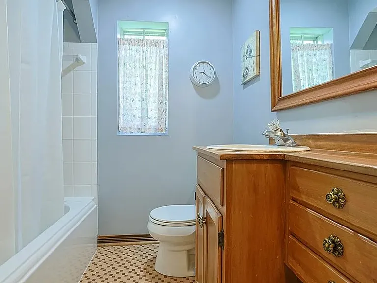 103A Chatham Dr — Photo 17