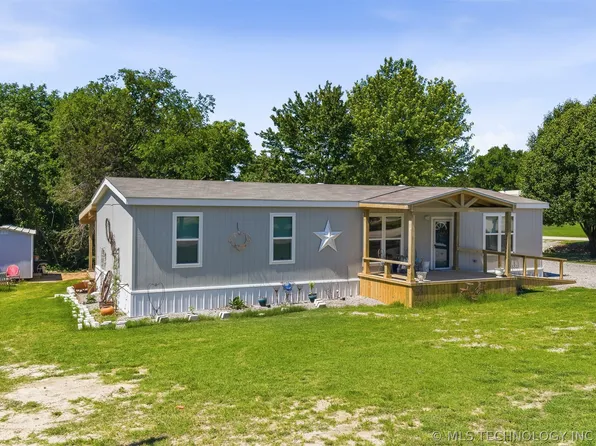 607 Five Lakes Dr, Sulphur, OK 73086
