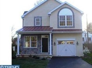 4 W Conestoga Rd, Devon, PA 19333