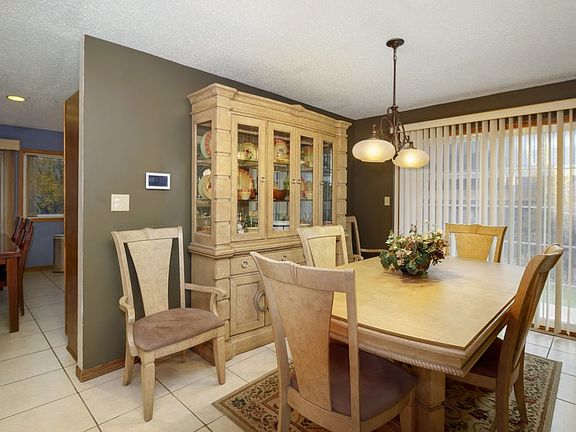 5th image of 5819 E Beverly Cir