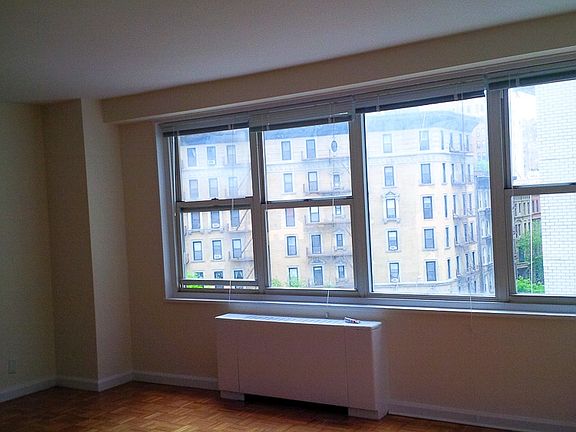 3rd image of 155 W 68th St APT 714