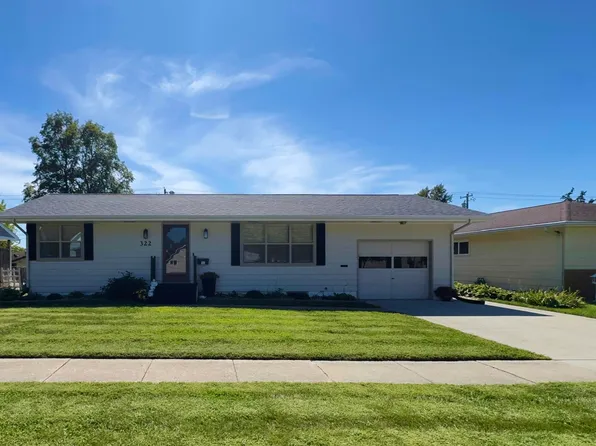 322 W 5th St, Boone, IA 50036
