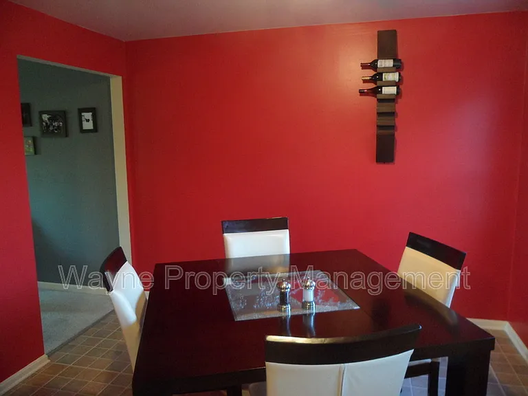 112 Virginia Ave — Photo 7