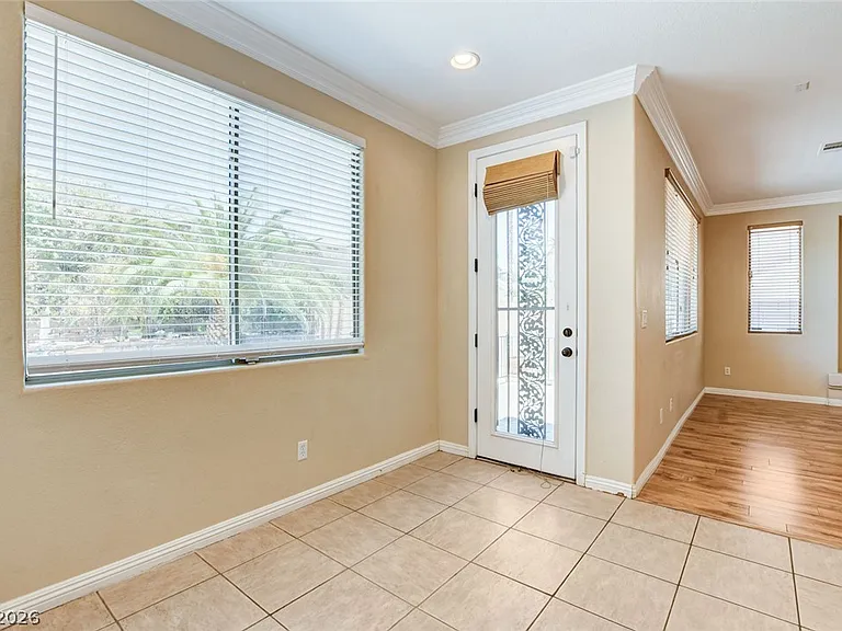 8917 Reindeer Lake St — Photo 15