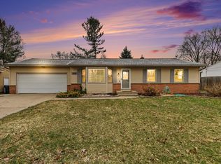 1600 Southlawn St, Jenison, MI 49428