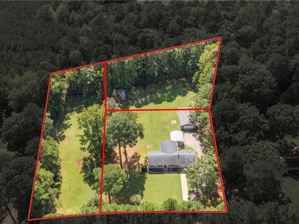 12046 Burwells Bay Rd, Smithfield, VA 23430