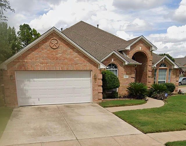 1st image of 2501 Morningstar Ln
