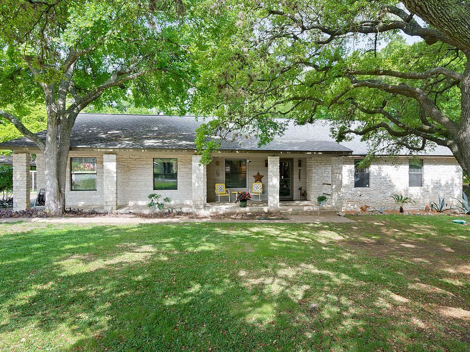 1st image of 307 Leisurewoods Dr