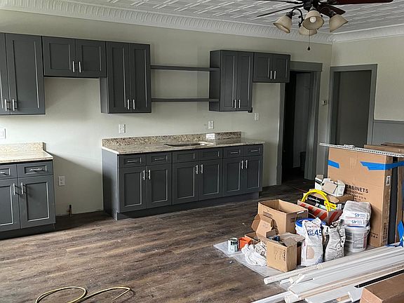 2nd image of 324 Grant Ave
