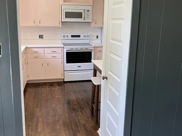 1508 Linden Dr — Photo 6
