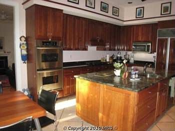 3rd image of 8035 Cobble Creek Cir