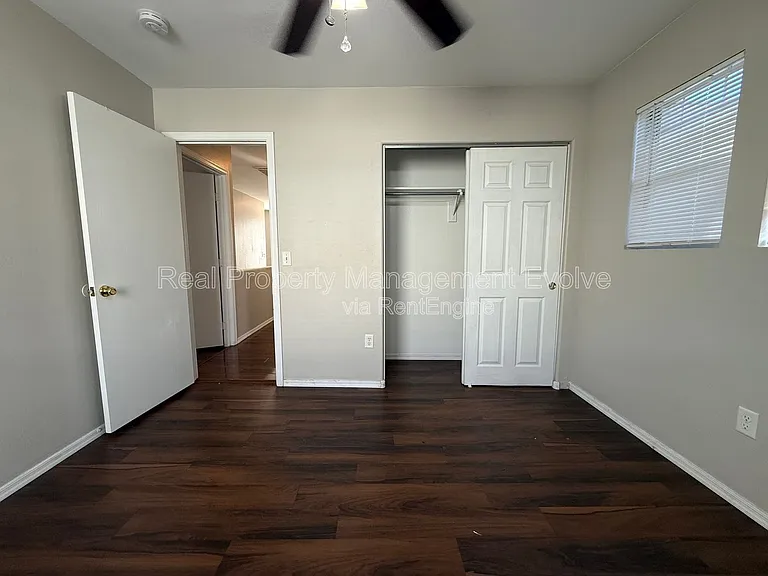 3930 W Irwin Ave — Photo 21