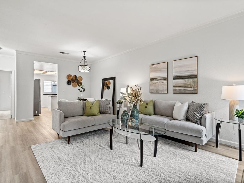 1st image of 975 La Mesa Ter Unit E