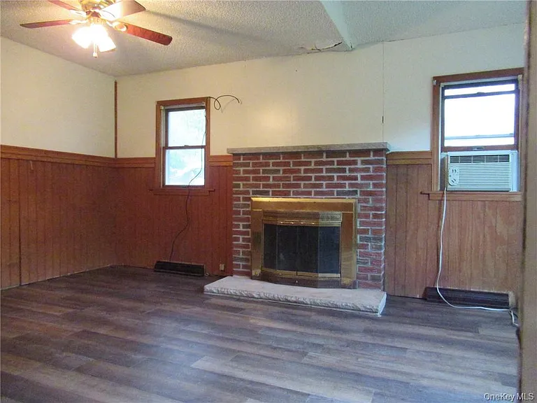 357 Mountain Lodge Rd — Photo 2