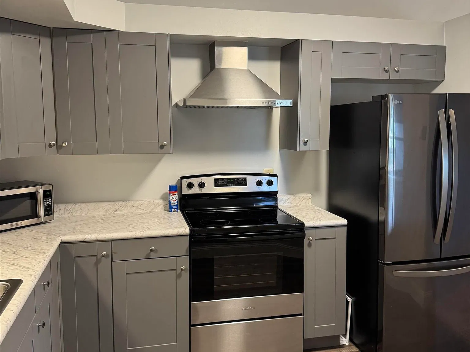 2 bed, 2.0 bath, 1213 sqft, $1,750 — Photo 3