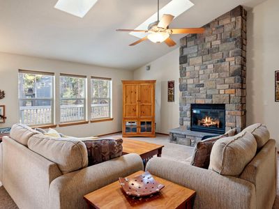 16719 Stage Stop Dr, Bend, OR, 97707