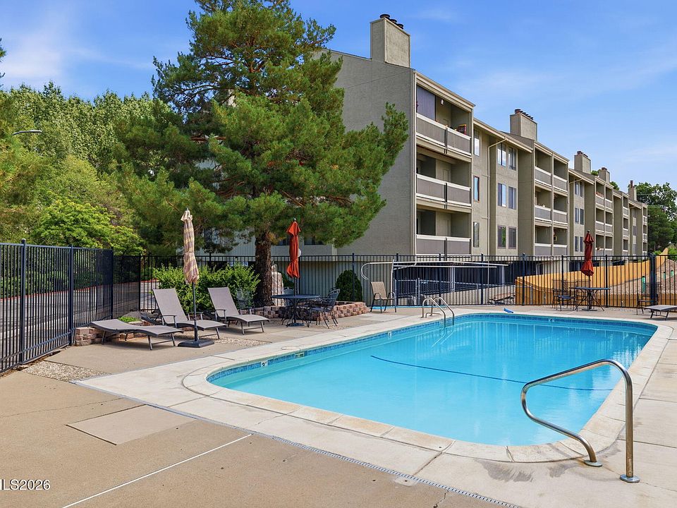 1st image of 2845 Idlewild Dr APT 105