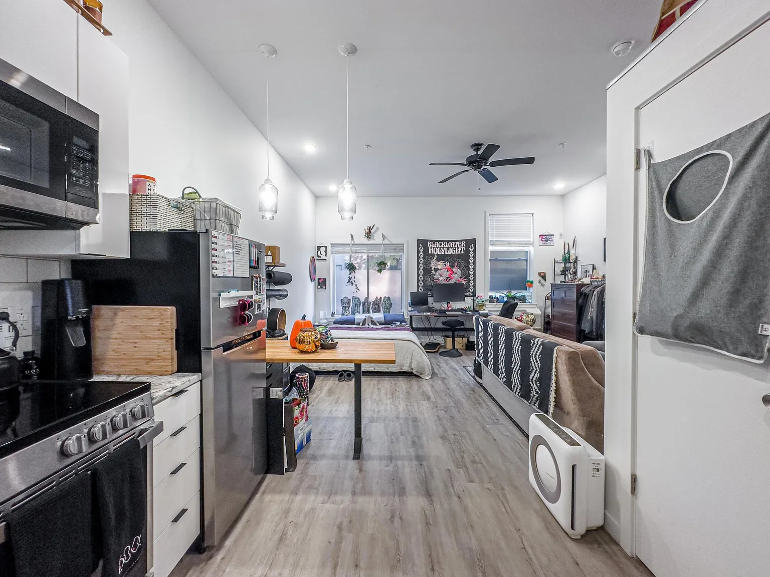 Studio House — Photo 4