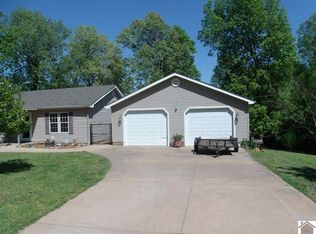 849 Henry Sledd Rd, Gilbertsville, KY 42044