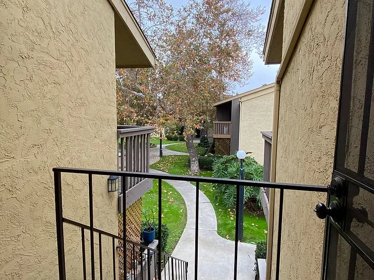 6052 Rancho Mission Rd #400 — Photo 9