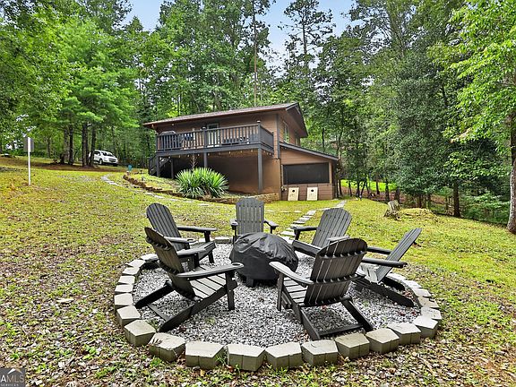 3rd image of 333 Bent Wood Ln