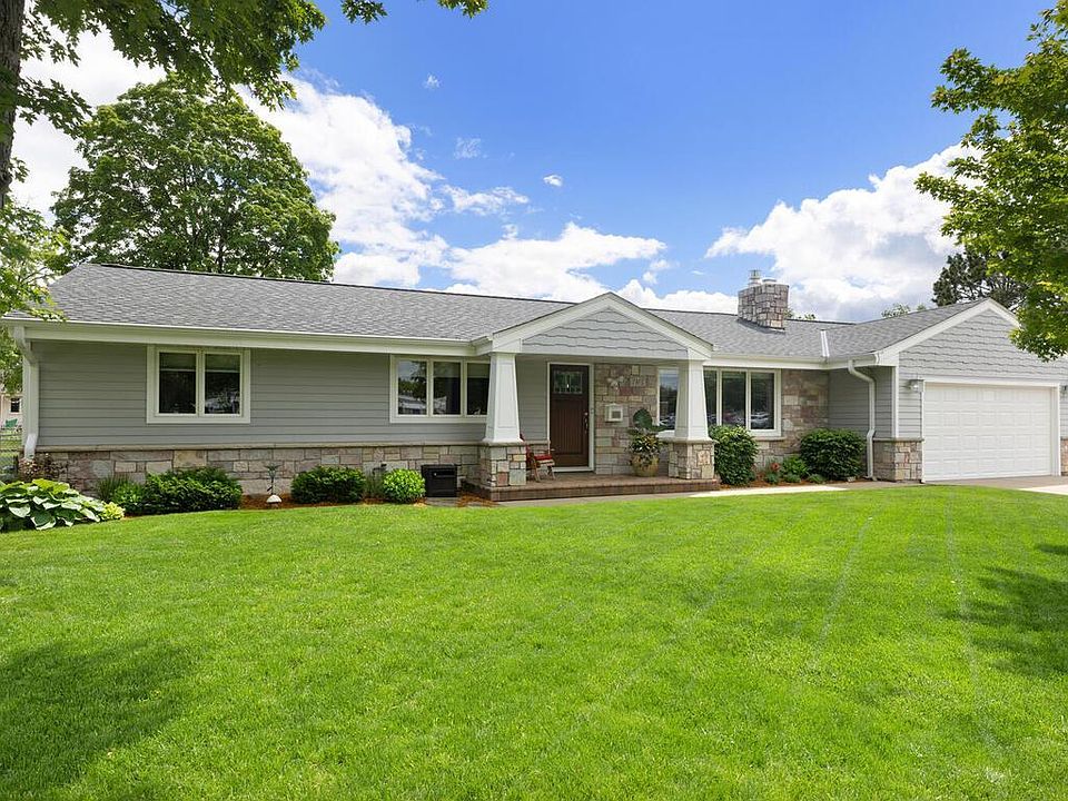 1st image of 7105 Cornelia Dr